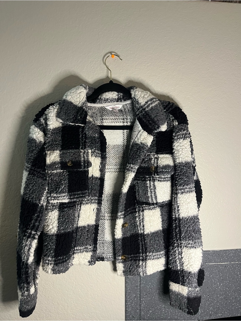 No Boundaries Black and White Plaid Teddy Jacket